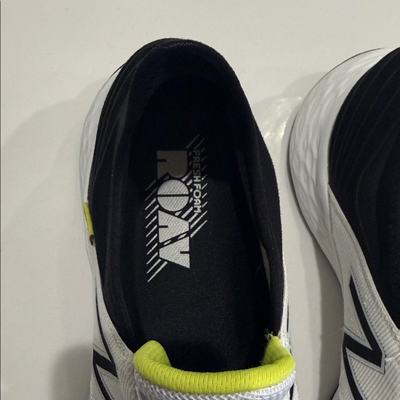 New Balance Men's White and Black Sneakers with Neon Accents - Picture 2 of 4